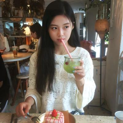 攻略五年竟成偏执反派白月光